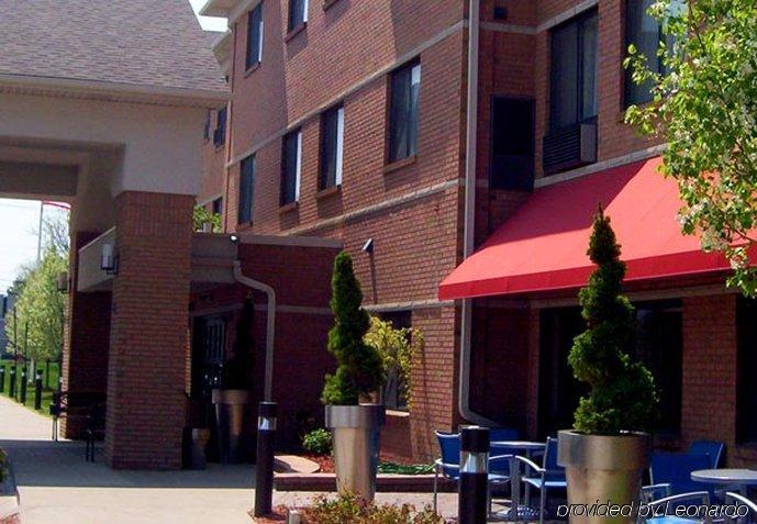 Towneplace Suites Detroit וורן מראה חיצוני תמונה