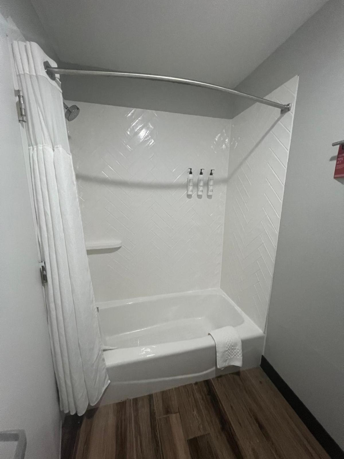 Towneplace Suites Detroit וורן מראה חיצוני תמונה