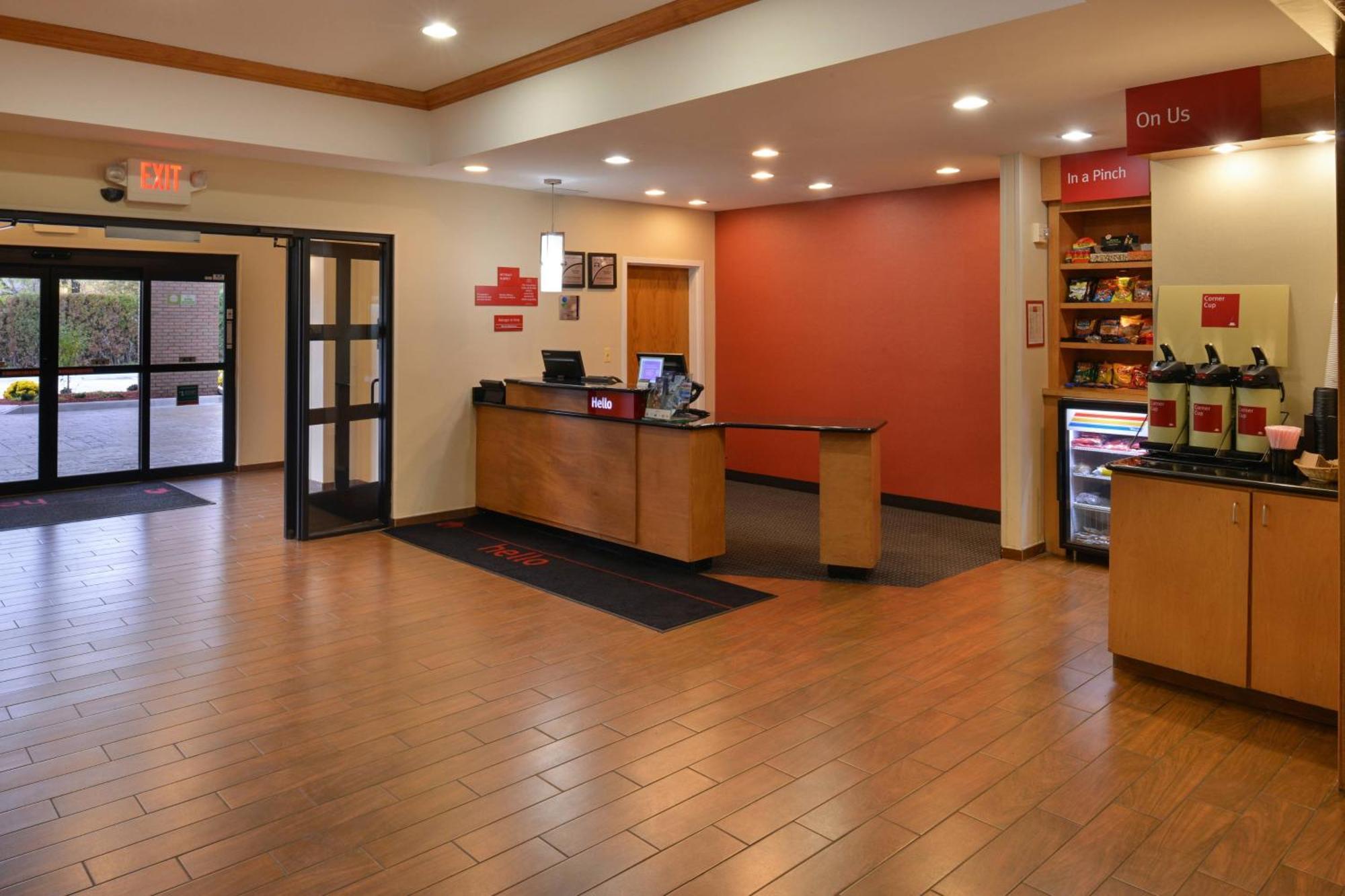Towneplace Suites Detroit וורן מראה חיצוני תמונה