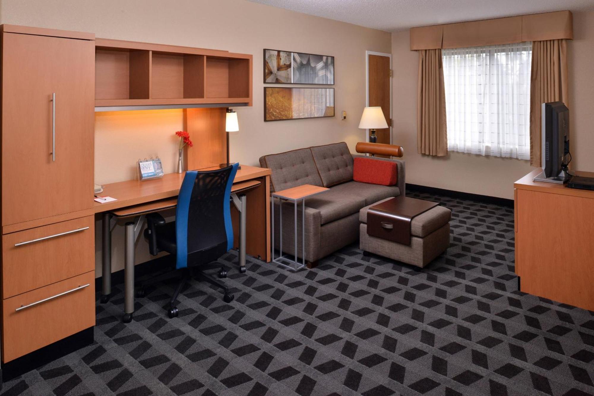 Towneplace Suites Detroit וורן מראה חיצוני תמונה