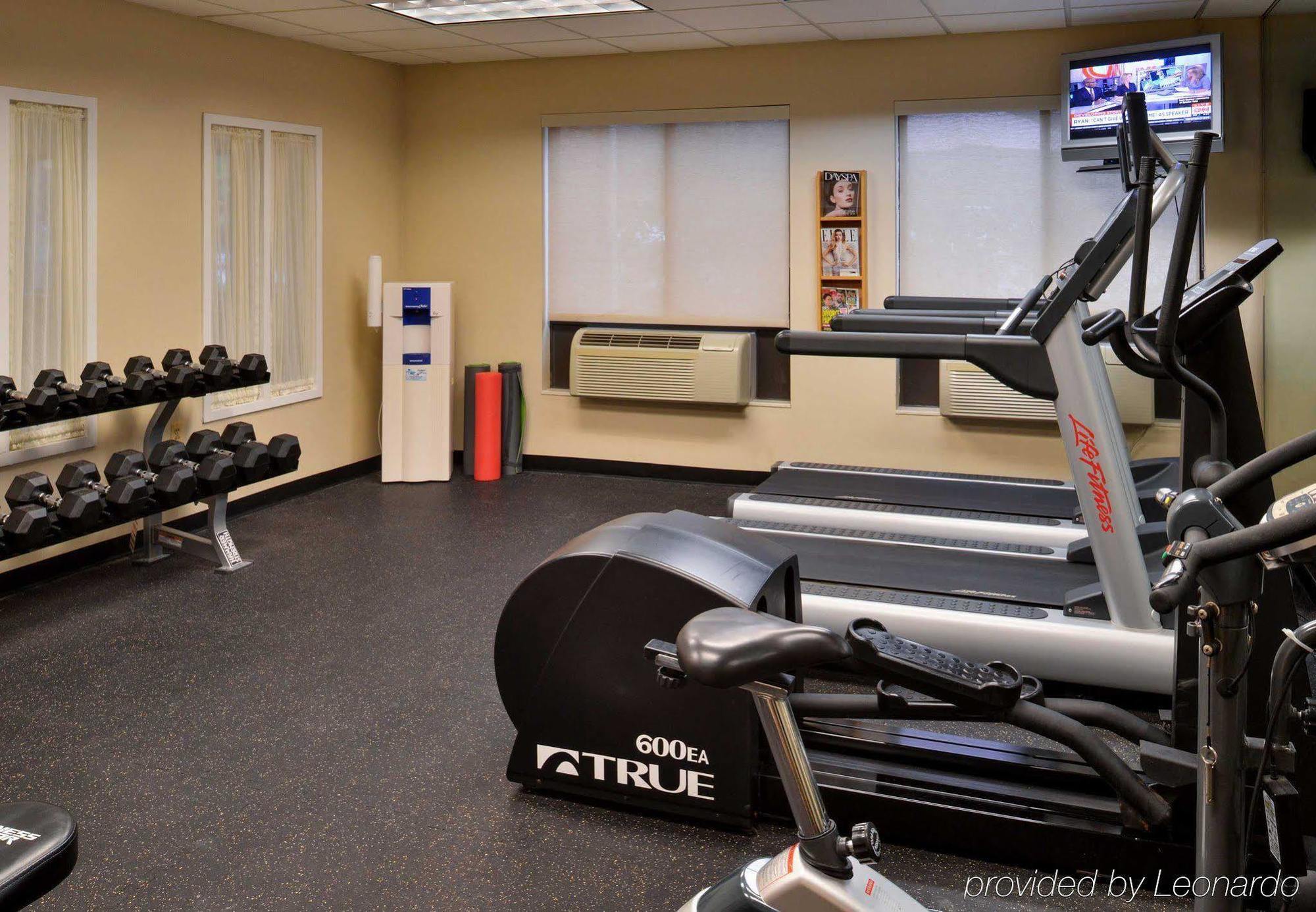 Towneplace Suites Detroit וורן מראה חיצוני תמונה