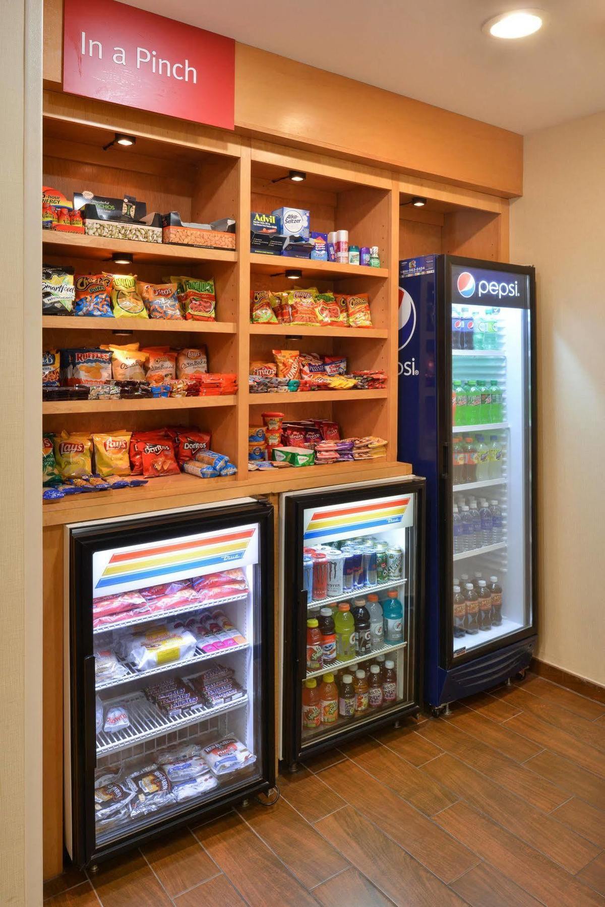 Towneplace Suites Detroit וורן מראה חיצוני תמונה